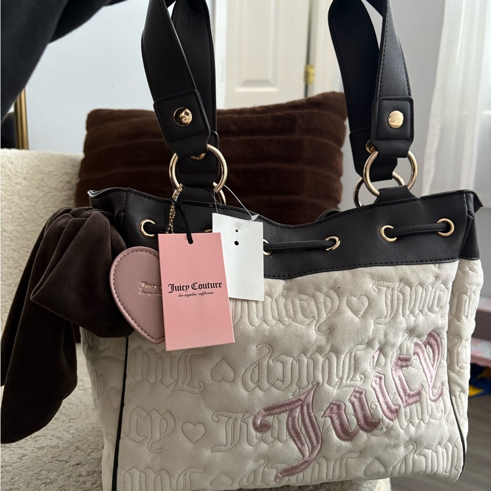 SOLD BNWT Juicy Couture Brown and Cream Daydreamer